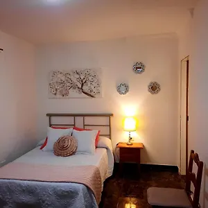 Casa Mary Valles de Ortega